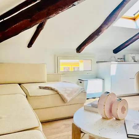 Pasubio Luxury Boutique Apartment *